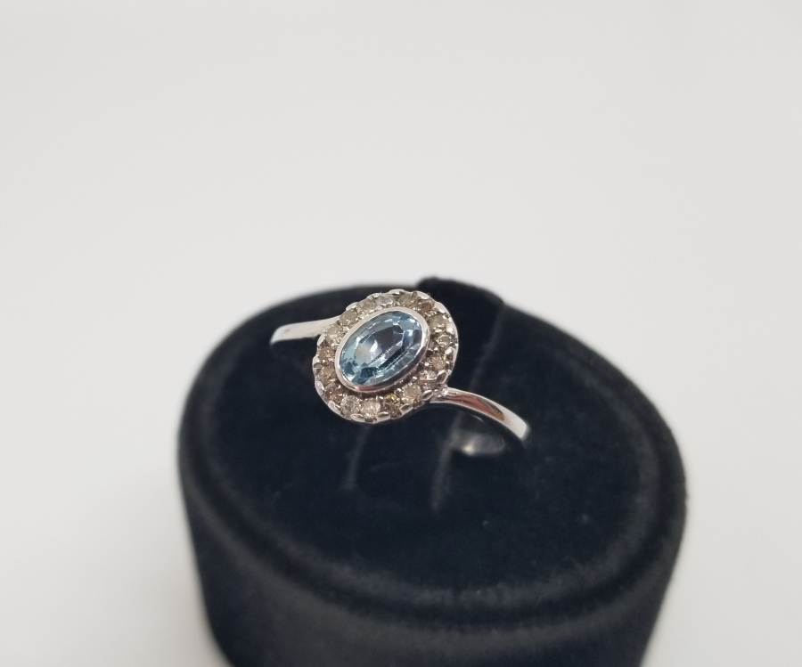 PIRLANTA VE RENKLİ AMETİST TAŞLI OVAL MODEL YÜZÜK