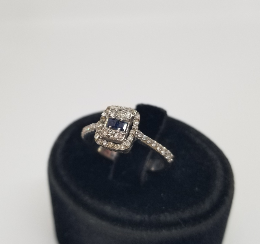 PIRLANTA VE SAFİR TAŞLI BAGET MODEL YÜZÜK