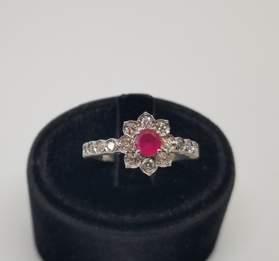 PIRLANTA VE YAKUT TAŞLI GÜNEŞ MODEL YÜZÜK