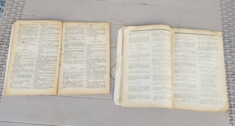 1947 VE 1930 YILLARINA AİT 2 ADET YABANCI TİYATRO OYUN METNİ 