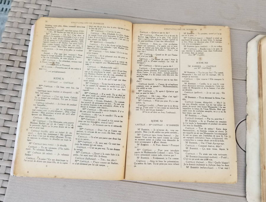 1947 VE 1930 YILLARINA AİT 2 ADET YABANCI TİYATRO OYUN METNİ 