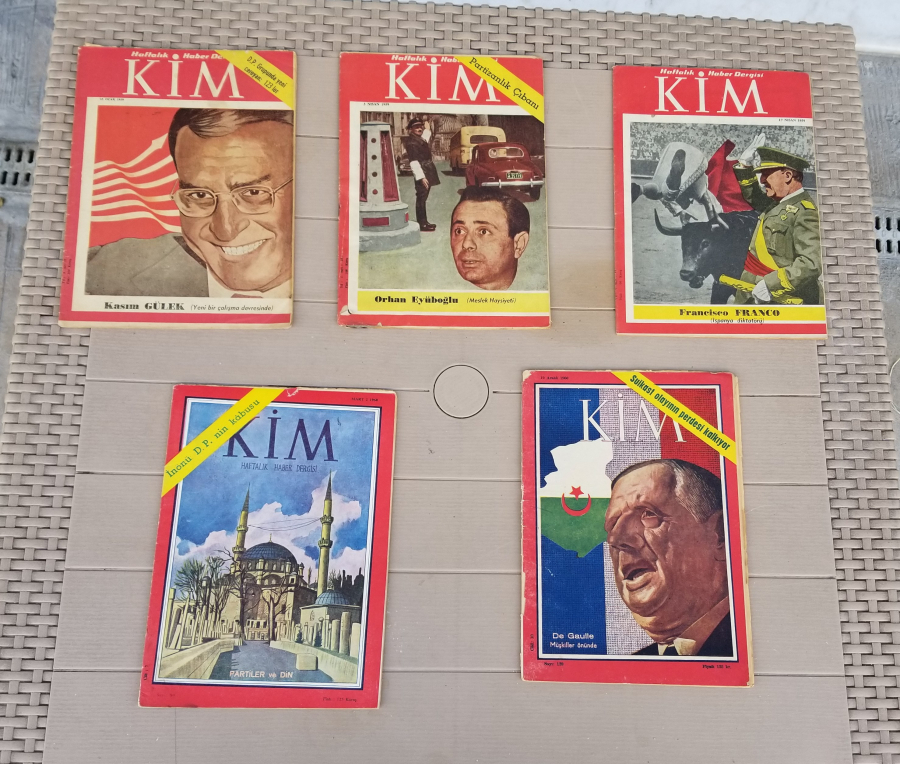 ANTİKA 5 ADET KİM DERGİSİ