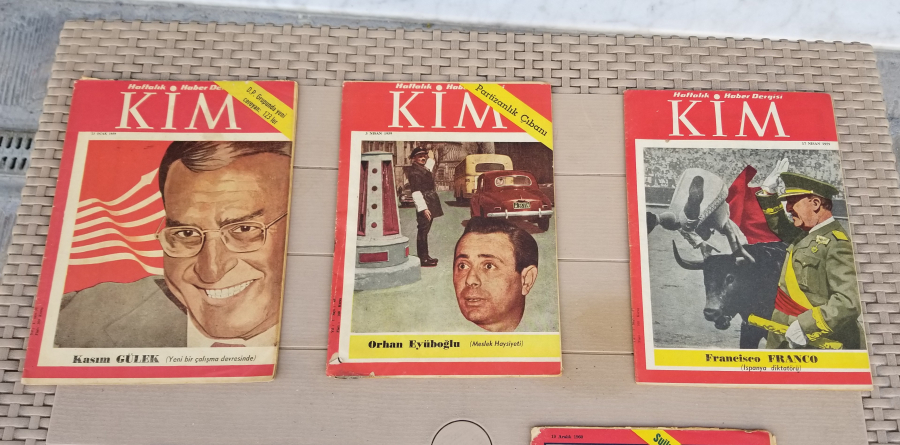 ANTİKA 5 ADET KİM DERGİSİ