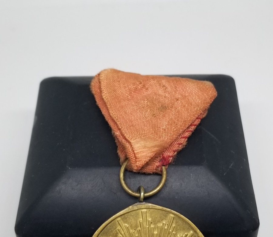 ORİJİNAL KURDELASIYLA ESKİ YAZI İSTİKLAL SAVAŞI MADALYASI