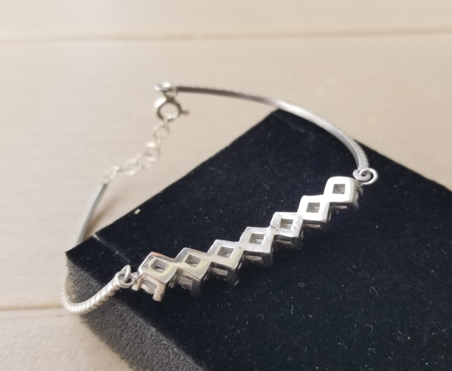 PIRLANTA TAŞLI GÜMÜŞ BİLEZİK - BİLEKLİK