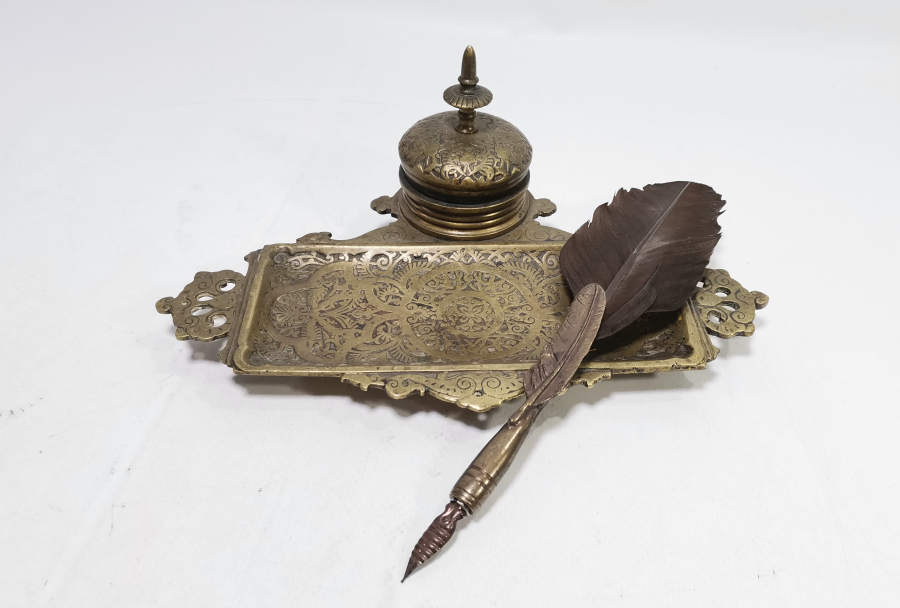 KABARTMA İŞÇİLİKLİ OSMANLI DÖNEMİ BRONZ HOKKA - DİVİT TAKIMI