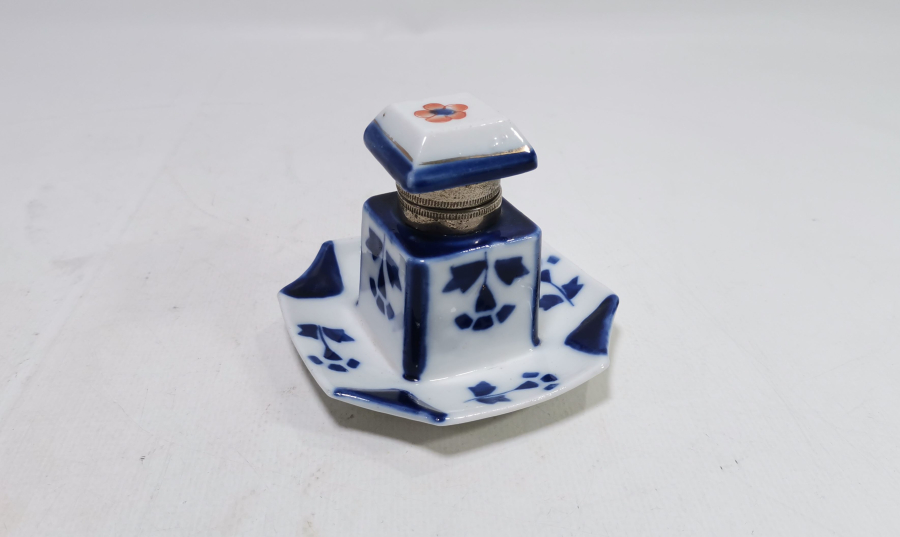 NADİR TİPTE ANTİKA PORSELEN HOKKA