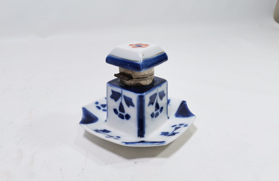 NADİR TİPTE ANTİKA PORSELEN HOKKA