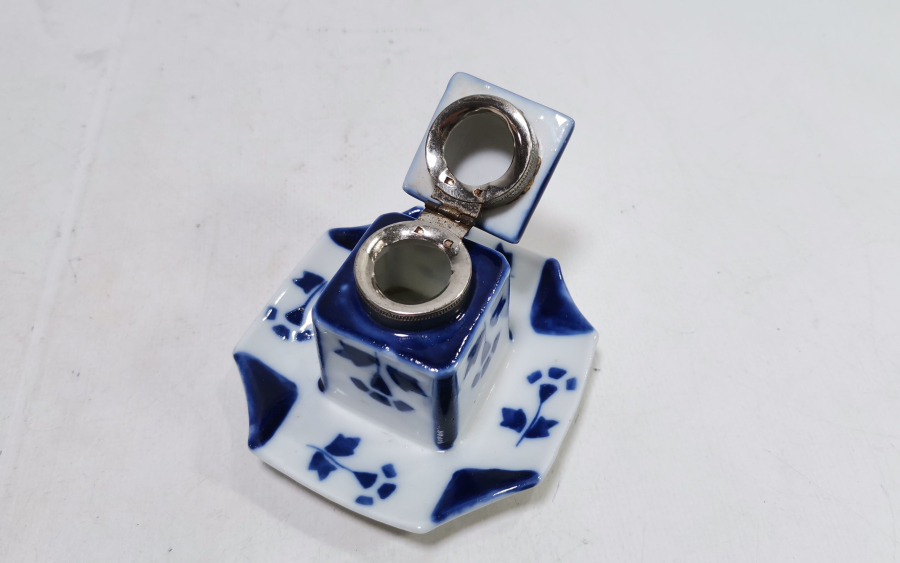 NADİR TİPTE ANTİKA PORSELEN HOKKA