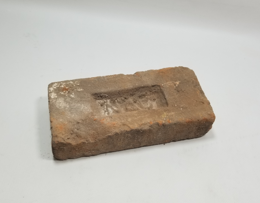 ÜZERİ RUMCA YAZILI OSMANLI DÖNEMİ TUĞLA