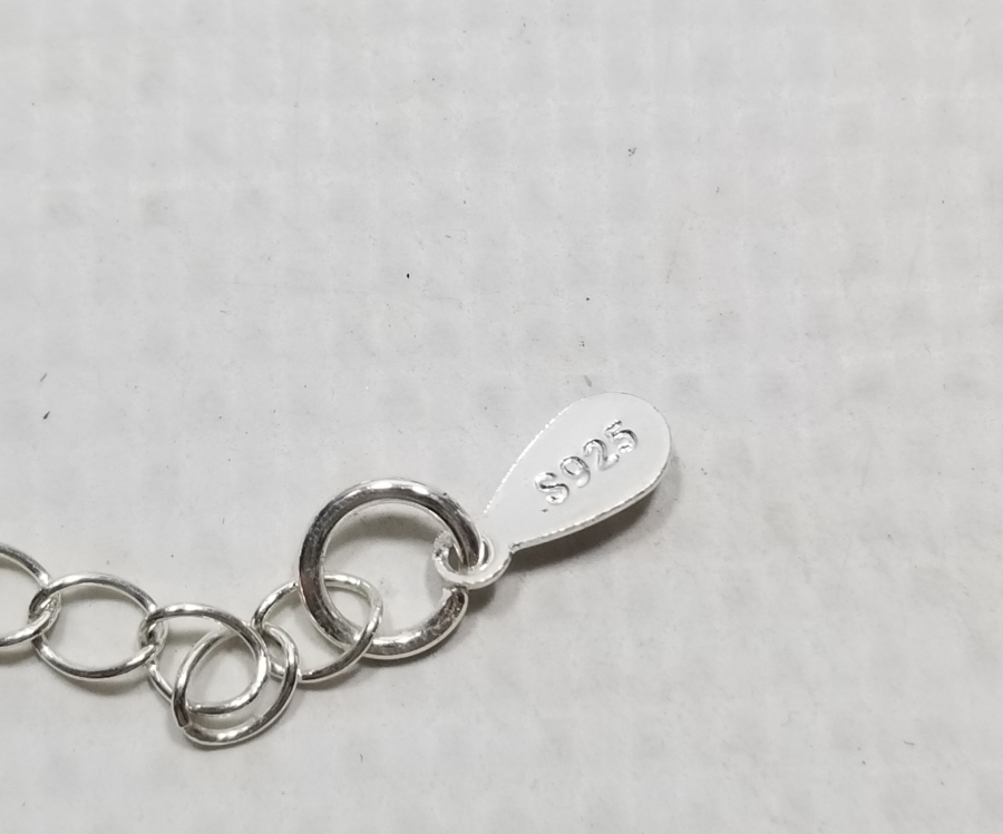 KABARTMA İŞÇİLİKLİ GÜMÜŞ BİLEKLİK