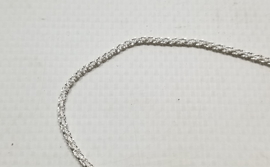 KABARTMA İŞÇİLİKLİ GÜMÜŞ BİLEKLİK