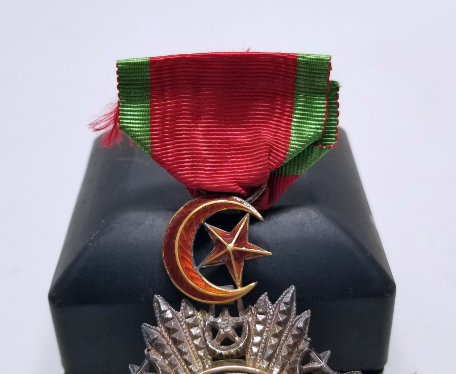 ORJİNAL ASKISI İLE 5. DERECE MECİDİ NİŞANI