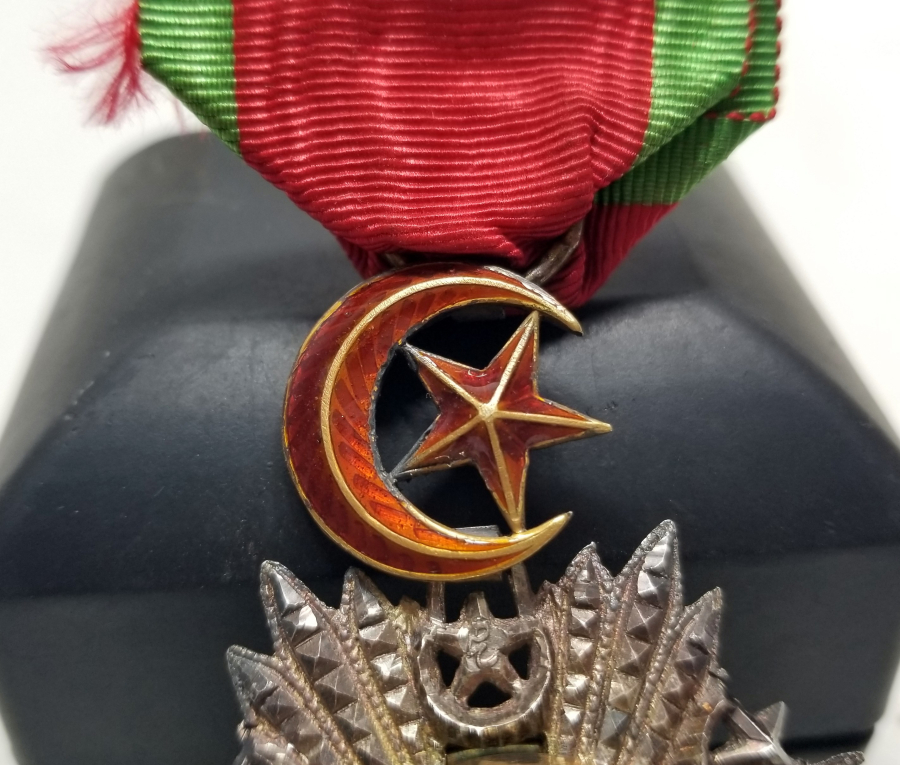 ORJİNAL ASKISI İLE 5. DERECE MECİDİ NİŞANI