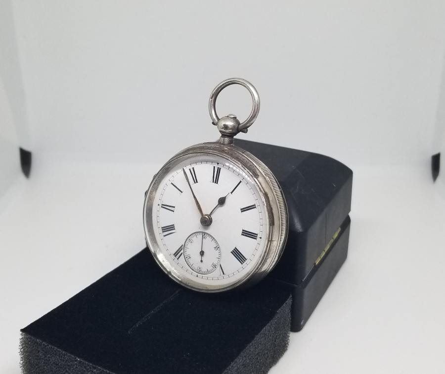 NADİR TİPTE GÜMÜŞ KASA YARIM PRİOR CEP SAATİ