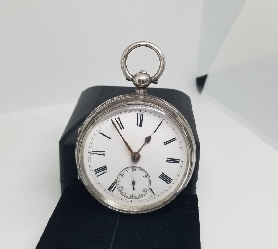 NADİR TİPTE GÜMÜŞ KASA YARIM PRİOR CEP SAATİ