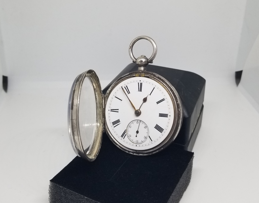 NADİR TİPTE GÜMÜŞ KASA YARIM PRİOR CEP SAATİ