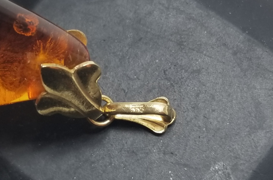 ALTIN KLİPSLİ ÖZEL YAPIM ANTİKA DAMLA KEHRİBAR KOLYE