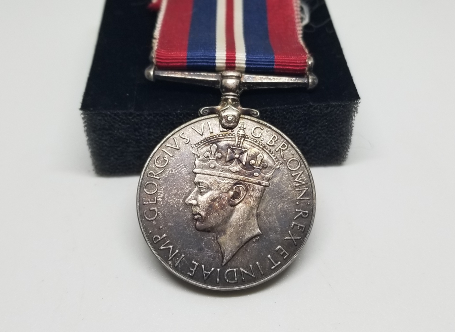 2. DÜNYA SAVAŞI DÖNEMİ İNGİLİZ ÜSTÜN HİZMET MADALYASI