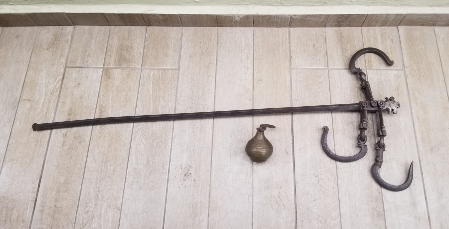 ÜZERİ RUMCA VE YAZILI NADİR TİPTE BÜYÜK BOY KANTAR