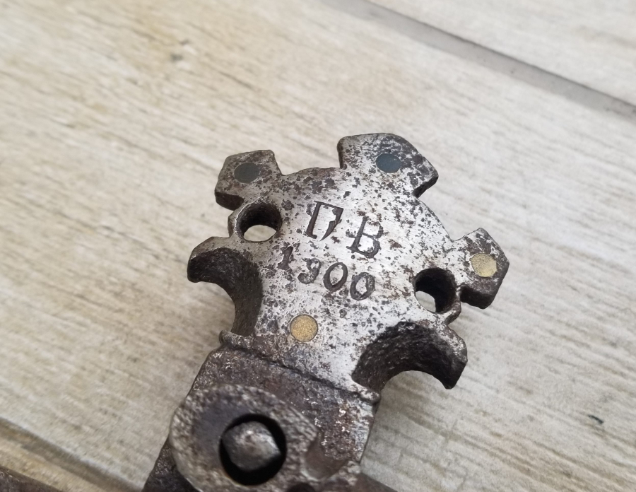 ÜZERİ RUMCA VE YAZILI NADİR TİPTE BÜYÜK BOY KANTAR