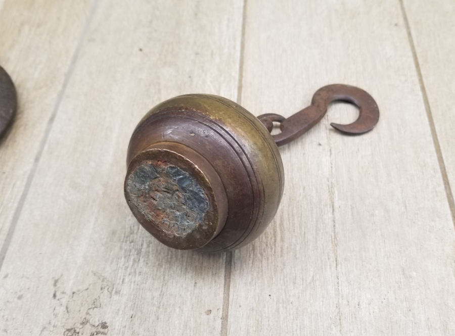 ÜZERİ RUMCA VE YAZILI NADİR TİPTE BÜYÜK BOY KANTAR