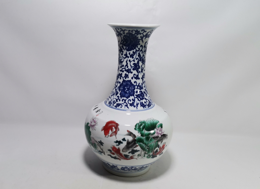 ÜZERİ YAZILI NADİR TİPTE UZAK DOĞU VAZO