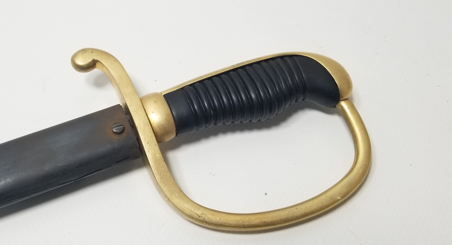 ÜZERİNDE SAHİBİNİN ADININ YAZILI OLDUĞU OSMANLI DÖNEMİ ALLAH BİZİMLE YAZILI ORİJİNAL KININDA TOPÇU SUBAY KILICI