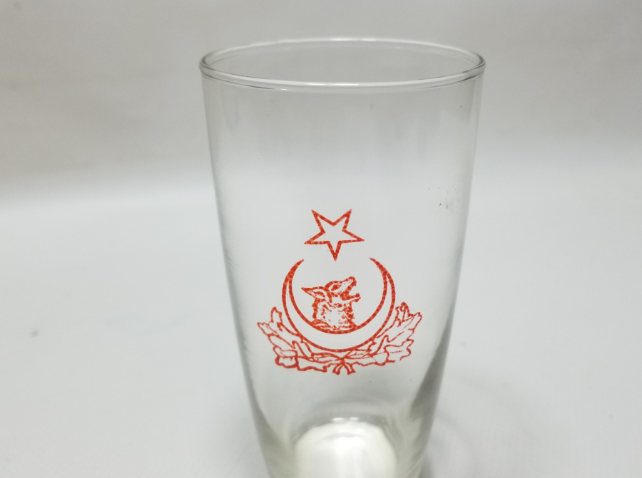 CUMHURİYET BAŞLARI ÇOK NADİR ÜZERİ BOZKURT VE AY YILDIZLI BARDAK