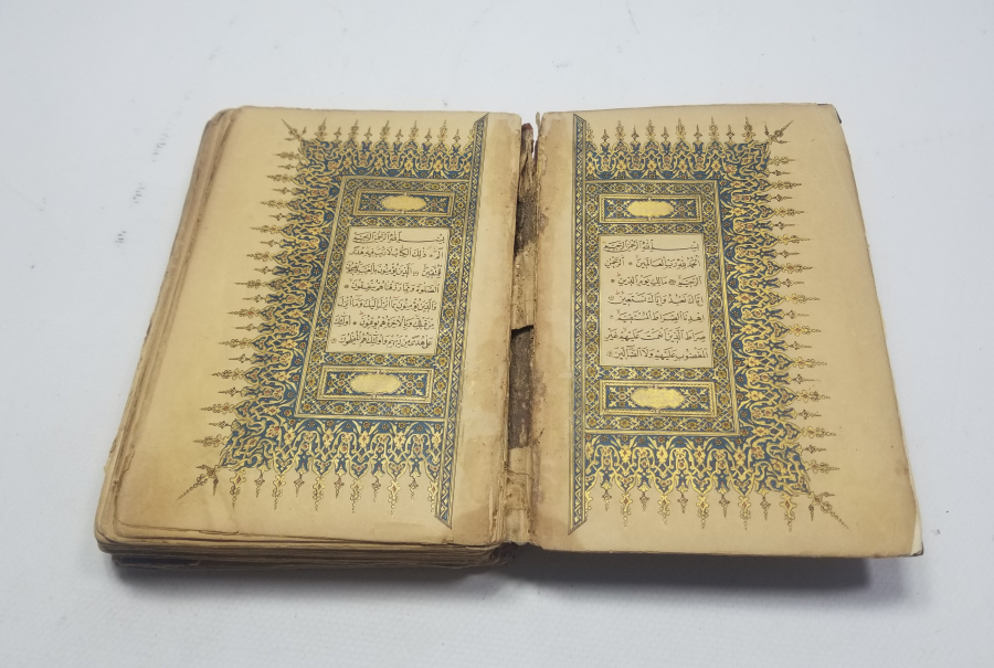 ALTIN VARAKLI ABDÜLHAMİD HAN'IN ÖZEL KÜTÜPHANESİ'NDEN ABDÜLHAMİD HAN MÜHÜRLÜ ÇOK NADİR TAŞ BASKI KUR'AN-I KERİM