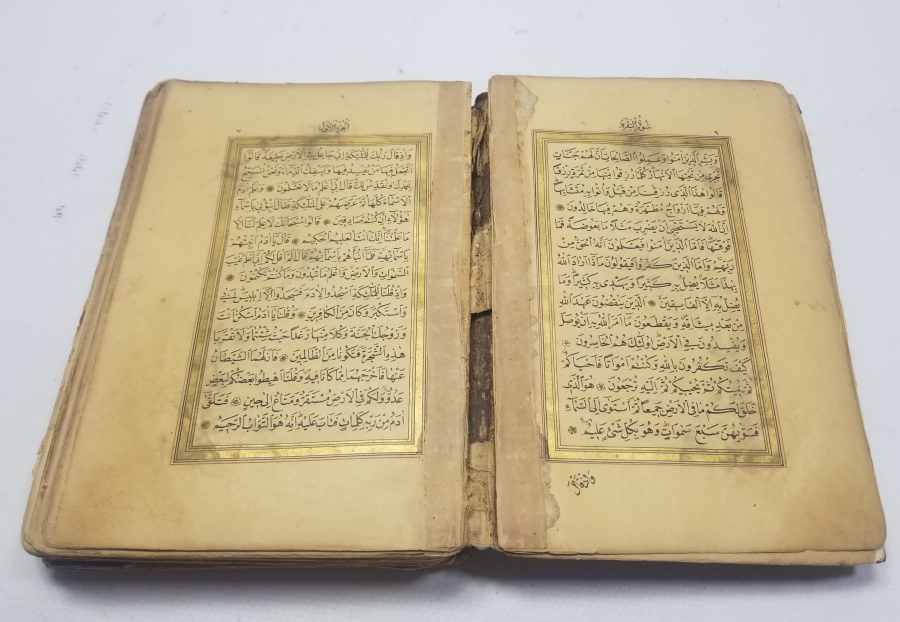 ALTIN VARAKLI ABDÜLHAMİD HAN'IN ÖZEL KÜTÜPHANESİ'NDEN ABDÜLHAMİD HAN MÜHÜRLÜ ÇOK NADİR TAŞ BASKI KUR'AN-I KERİM