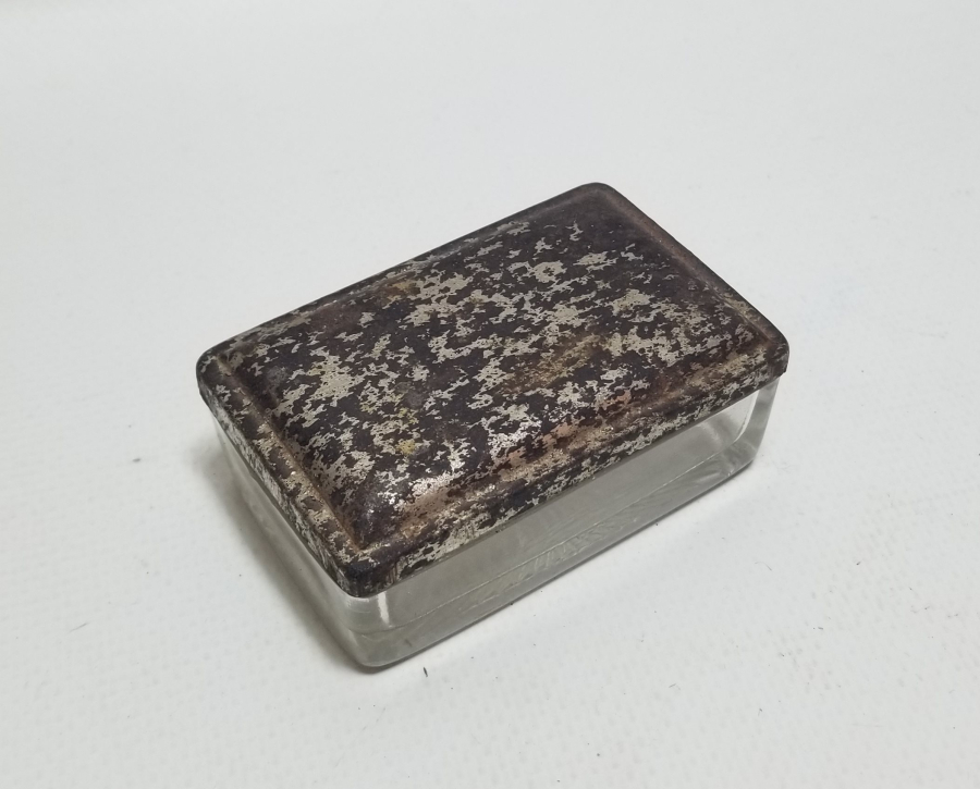 ANTİKA KAPAKLI KUTU