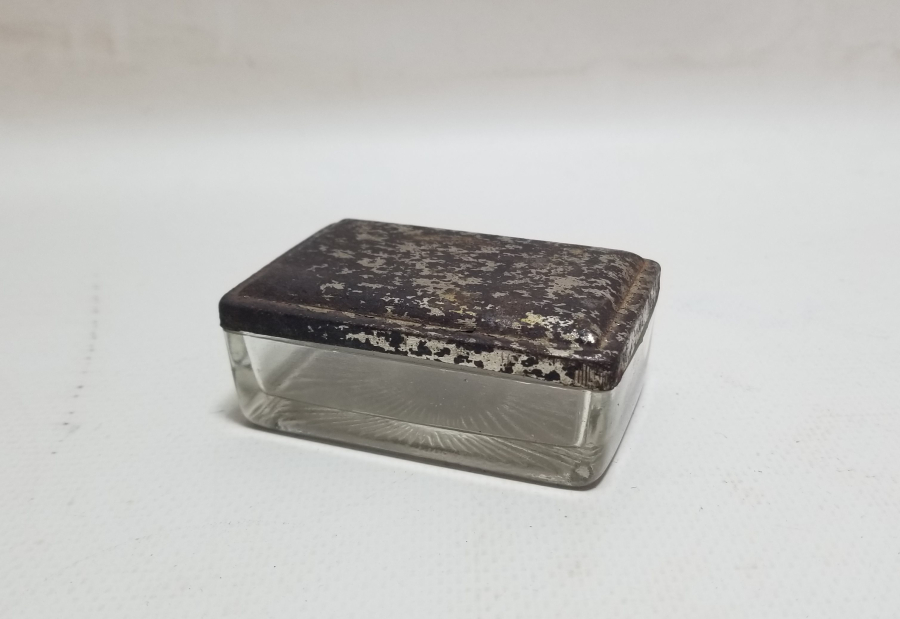 ANTİKA KAPAKLI KUTU