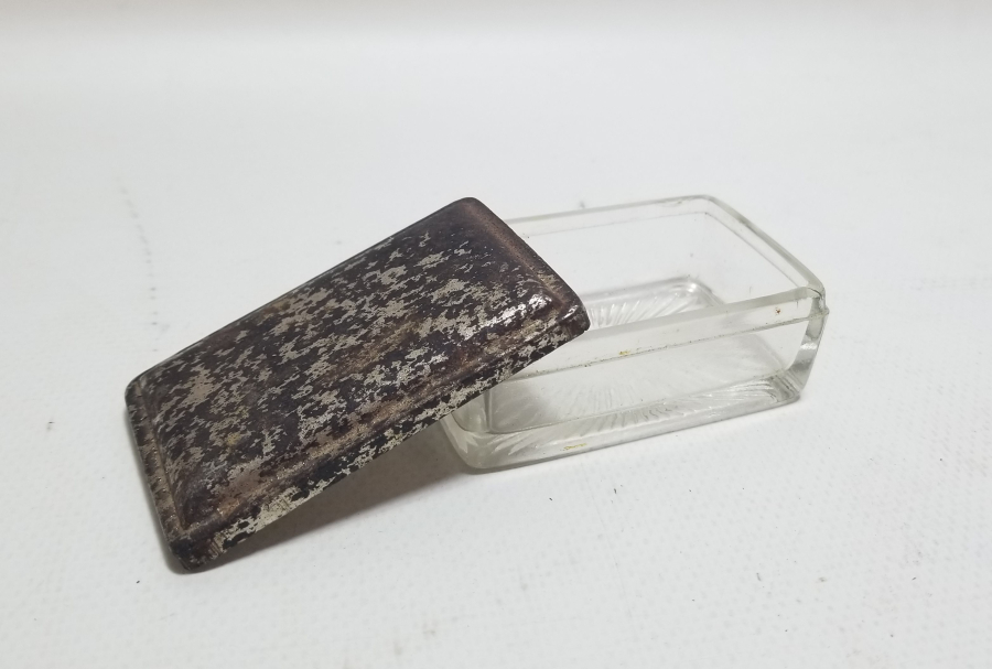 ANTİKA KAPAKLI KUTU