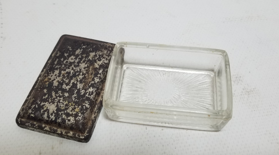 ANTİKA KAPAKLI KUTU