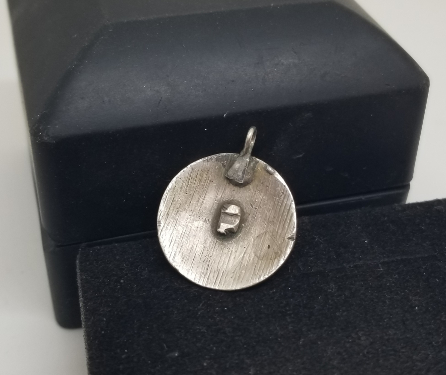 SAVATLI VE KALEM İŞÇİLİKLİ MEVLEVİ SEMAZEN GÖRSELLİ ANTİKA GÜMÜŞ KOLYE UCU