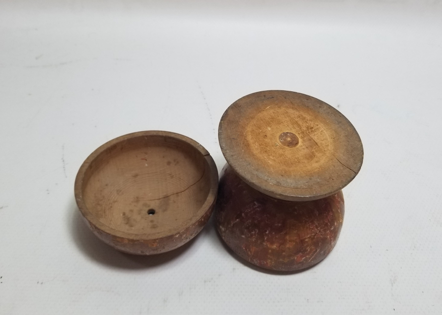 ÜZERİ KÖK BOYALI OSMANLI DÖNEMİ NADİR TEKKE İŞİ TESPİH KUTUSU