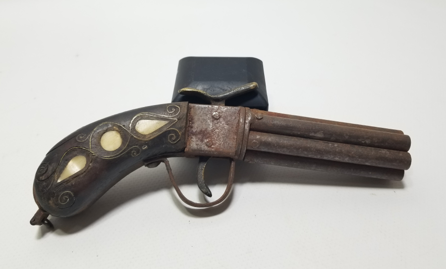 ÜZERİ SEDEFLİ DEKORATİF GAZİANTEP YAPIMI PİŞTOV