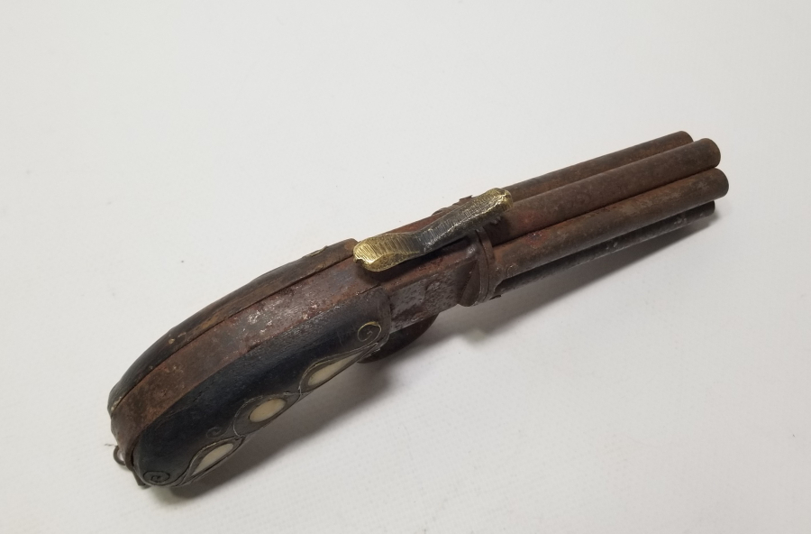 ÜZERİ SEDEFLİ DEKORATİF GAZİANTEP YAPIMI PİŞTOV