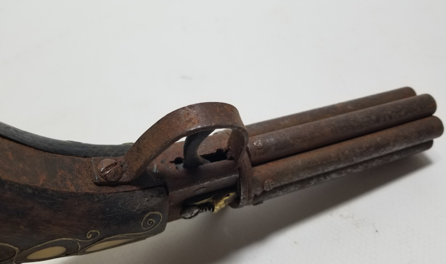 ÜZERİ SEDEFLİ DEKORATİF GAZİANTEP YAPIMI PİŞTOV