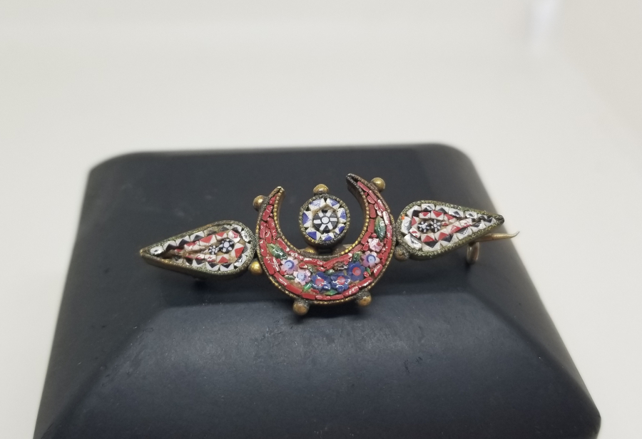 HİLAL FORMLU OSMANLI DÖNEMİ MİKRO MOZAİK BROŞ