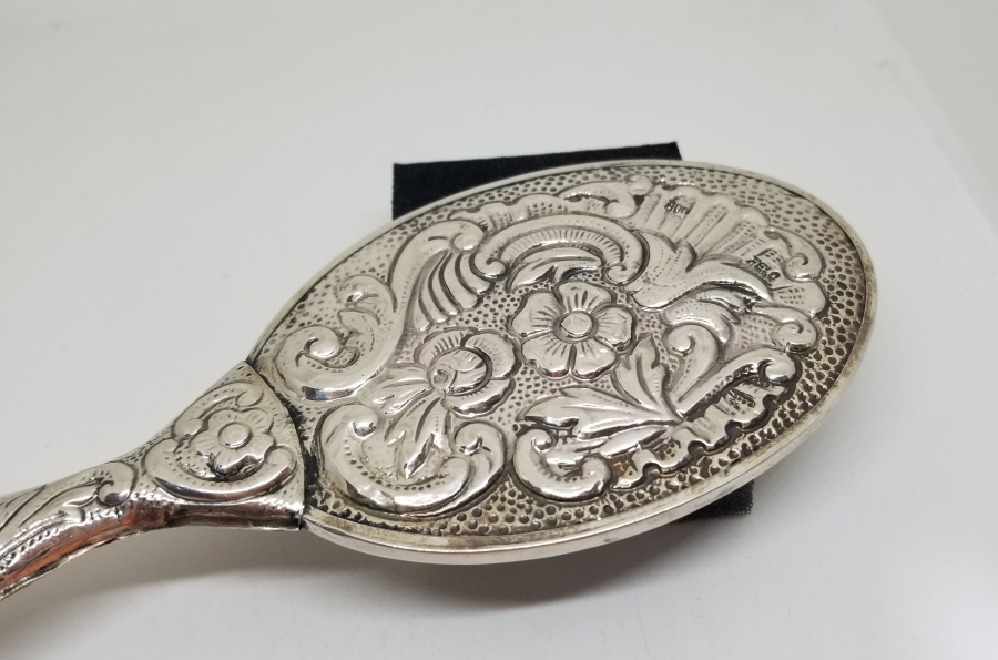 KABARTMA İŞÇİLİKLİ ANTİKA GÜMÜŞ EL AYNASI