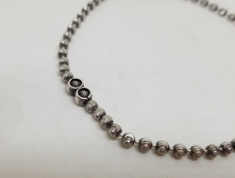 KABARTMA İŞÇİLİKLİ GÜMÜŞ BİLEKLİK