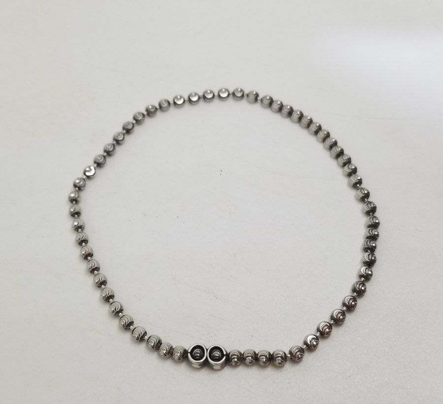 KABARTMA İŞÇİLİKLİ GÜMÜŞ BİLEKLİK