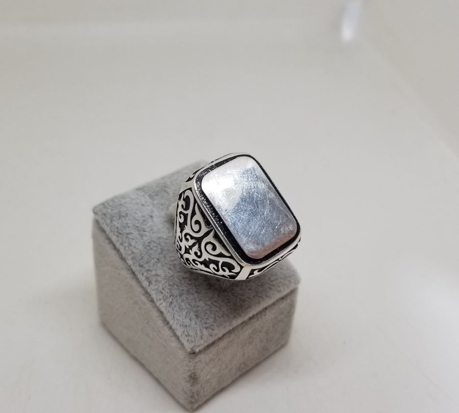 KABARTMA İŞÇİLİKLİ GÜMÜŞ YÜZÜK