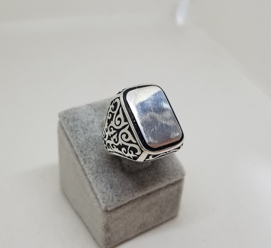 KABARTMA İŞÇİLİKLİ GÜMÜŞ YÜZÜK