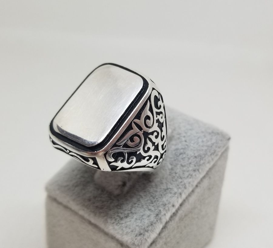 KABARTMA İŞÇİLİKLİ GÜMÜŞ YÜZÜK