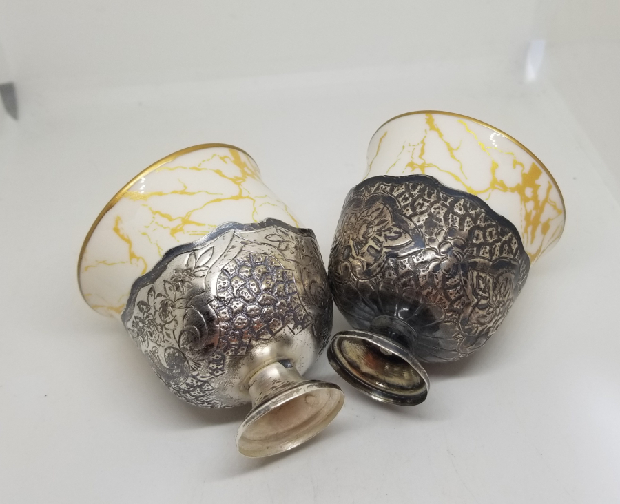 KALEM VE KABARTMA İŞÇİLİKLİ OSMANLI DÖNEMİ GÜMÜŞ ÇİFT FİNCAN ZARFI