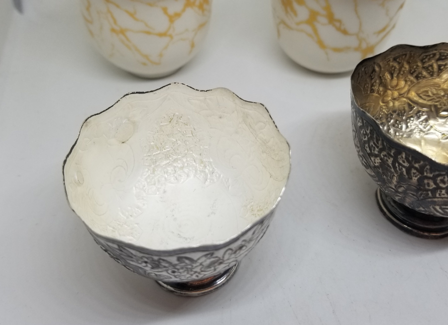 KALEM VE KABARTMA İŞÇİLİKLİ OSMANLI DÖNEMİ GÜMÜŞ ÇİFT FİNCAN ZARFI