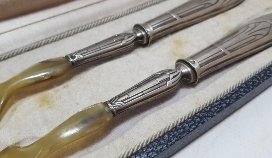 ORİJİNAL KUTUSUNDA BÜYÜK BOY ANTİKA SERVİS ÇATAL - KAŞIĞI